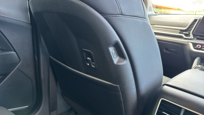 Kia Sportage 1.6T GDi PHEV 3 5dr Auto AWD Estate